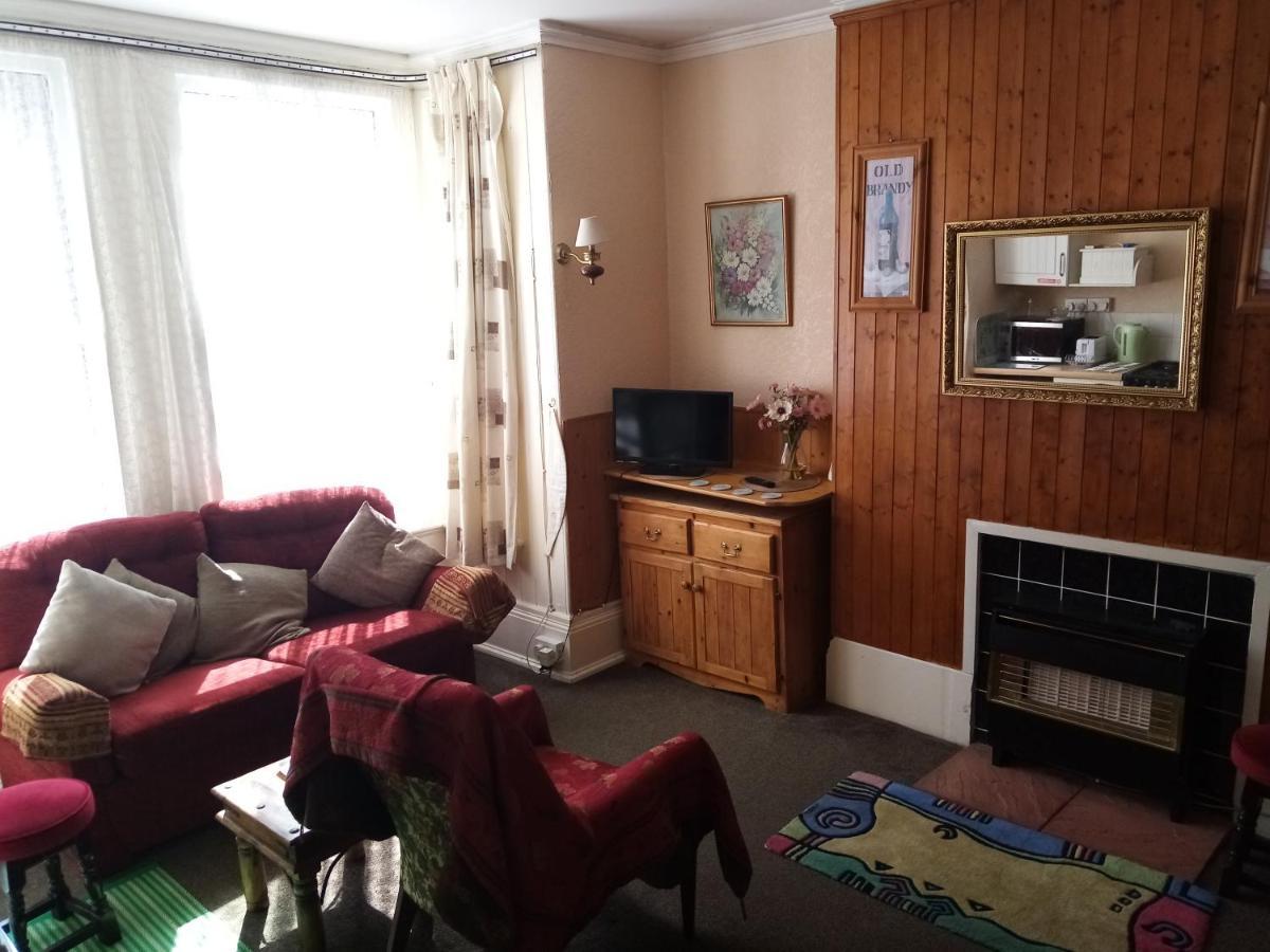 Puffin Holiday Apartments Бридлингтън Екстериор снимка