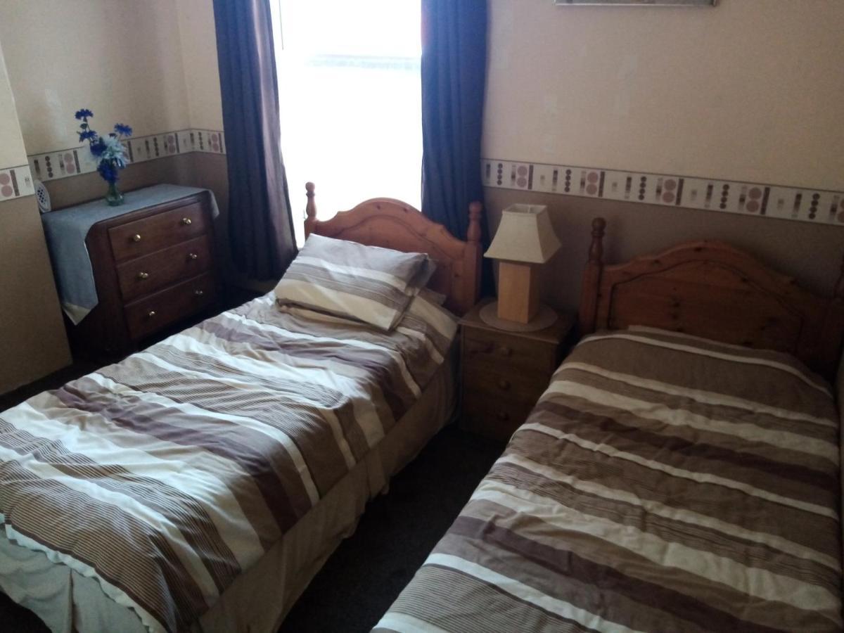 Puffin Holiday Apartments Бридлингтън Екстериор снимка