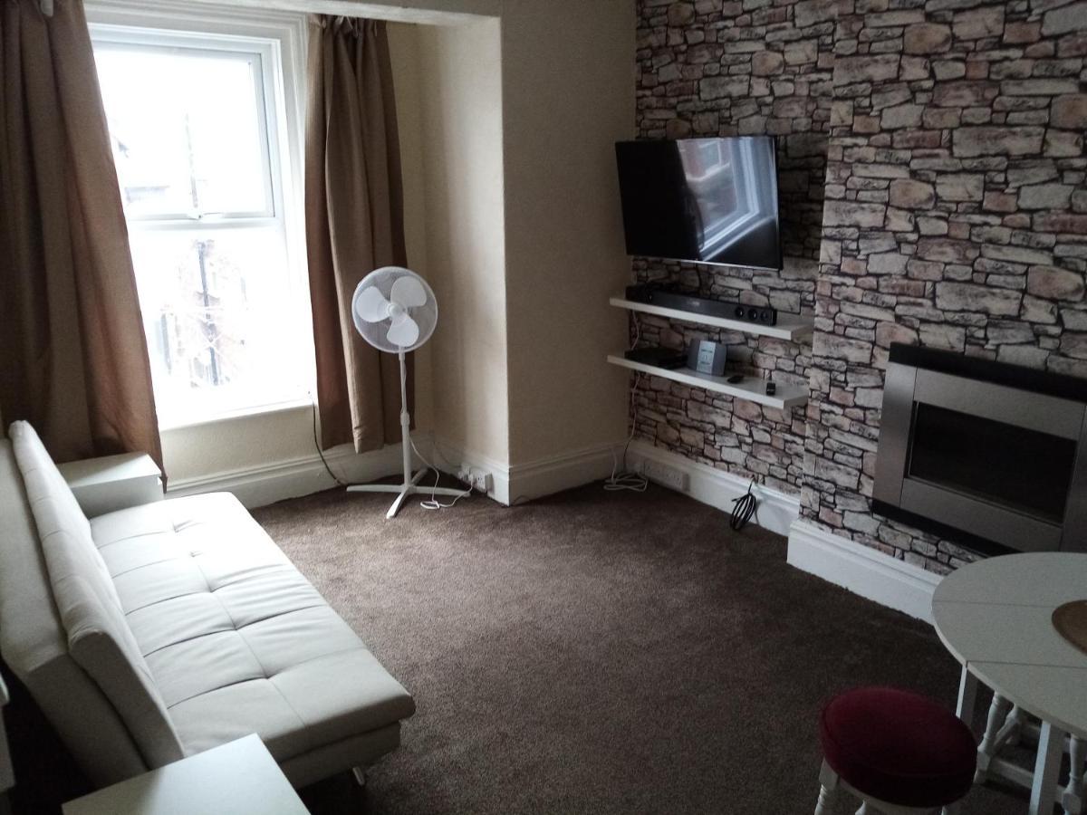 Puffin Holiday Apartments Бридлингтън Екстериор снимка