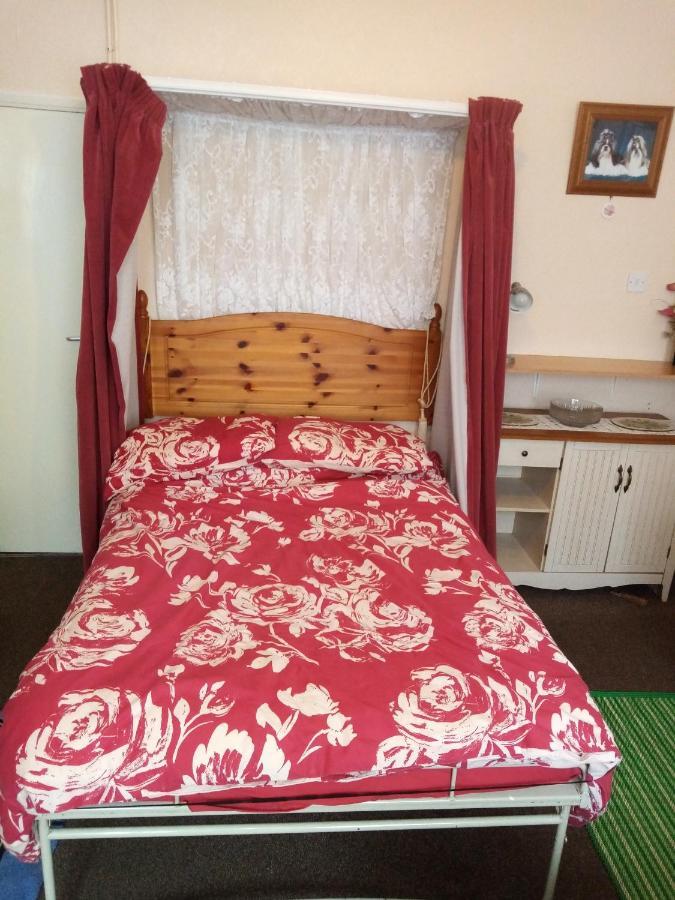 Puffin Holiday Apartments Бридлингтън Екстериор снимка